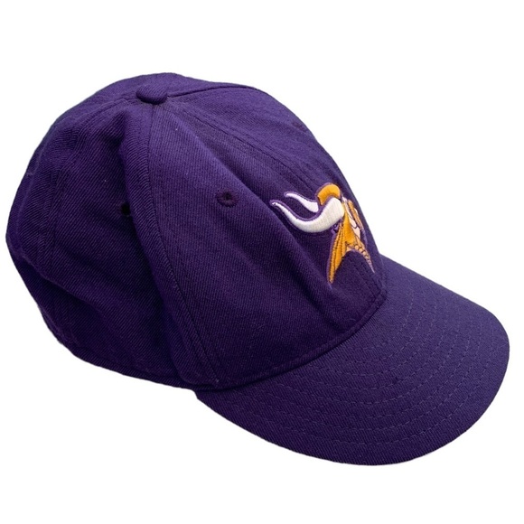 Minnesota Vikings New Era Fitted Hat 7 1/8 - Picture 1 of 9